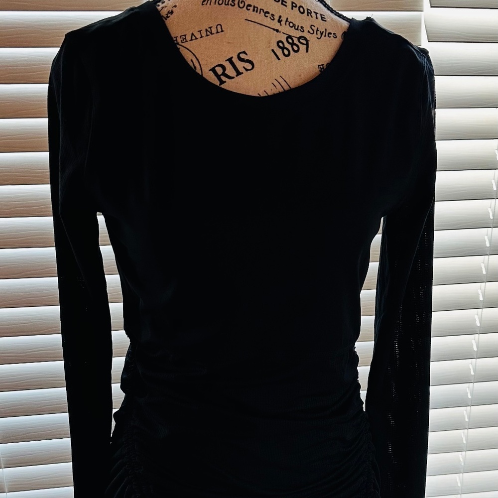 Fabletics Cashel Long Sleeve Ruched Cinched Top Scoop Back Mesh SZ Med